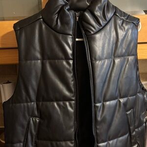 Black Puffer Vest - Women